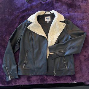 Old Navy Women's Medium Faux Leather Asymmetrical Cropped jacket